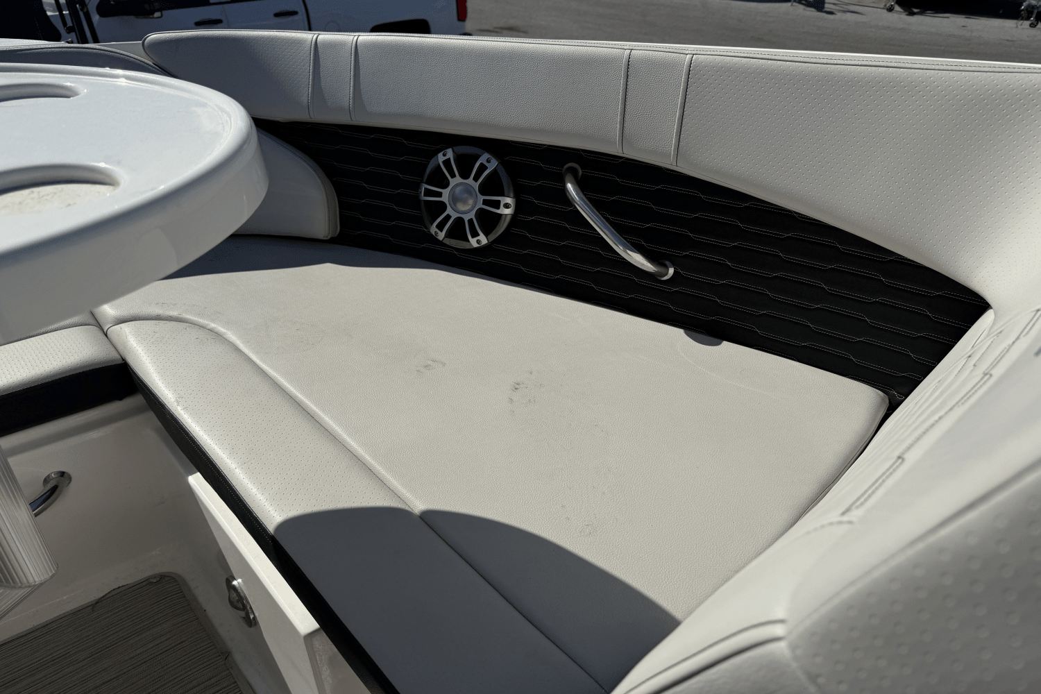 2023 Sea Ray SPX 230 Outboard Image Thumbnail #25