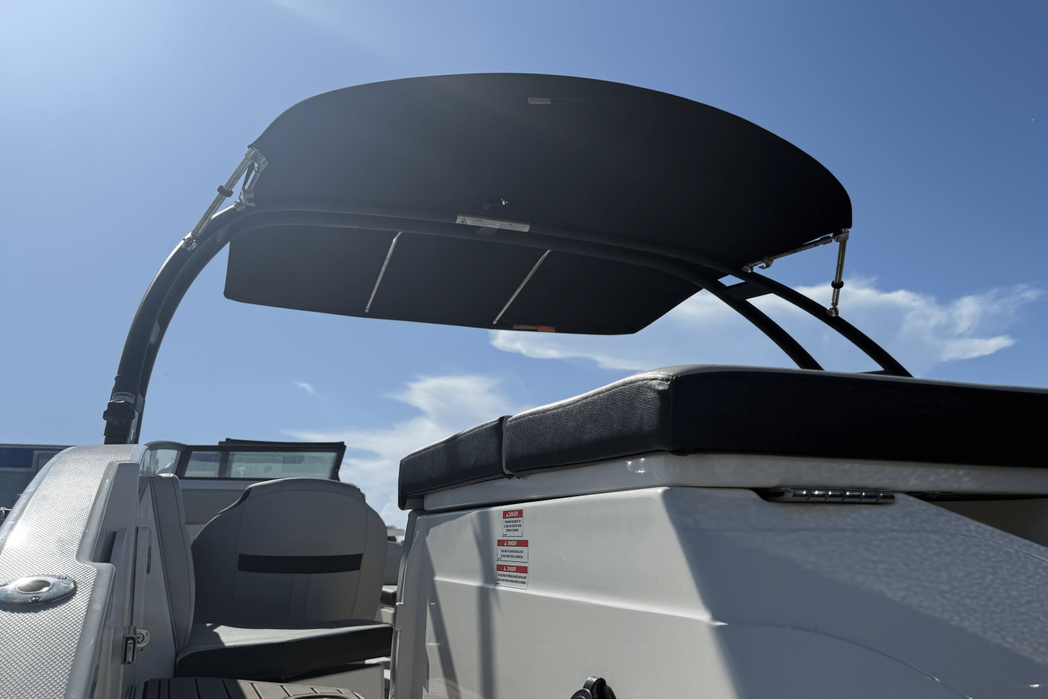 2023 Sea Ray SPX 230 Outboard Image Thumbnail #13