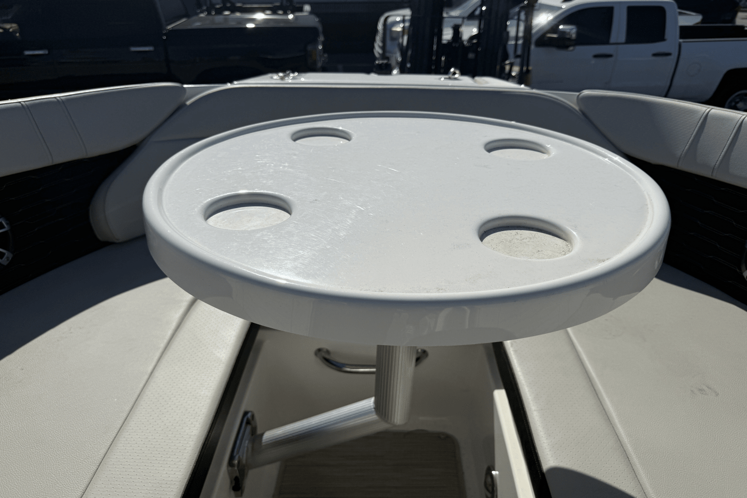 2023 Sea Ray SPX 230 Outboard Image Thumbnail #24
