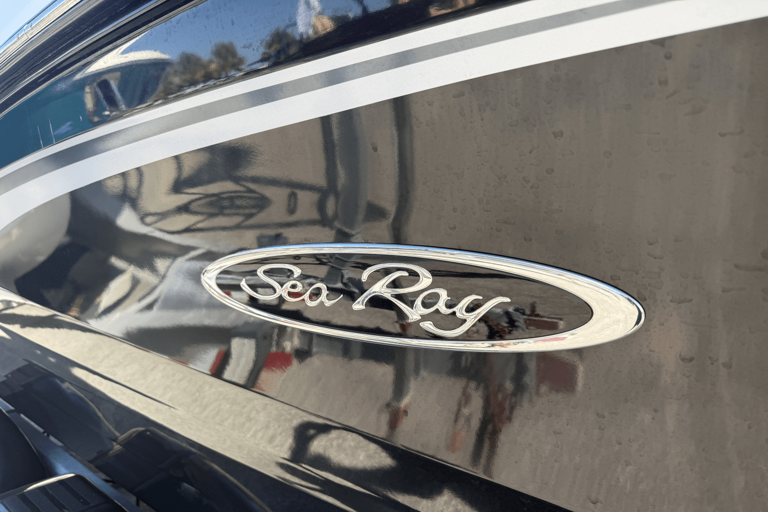 2023 Sea Ray SPX 230 Outboard Image Thumbnail #2