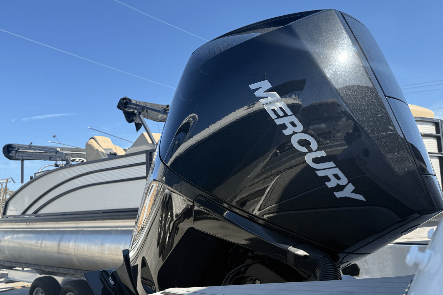 2023 Sea Ray SPX 230 Outboard Image Thumbnail #8