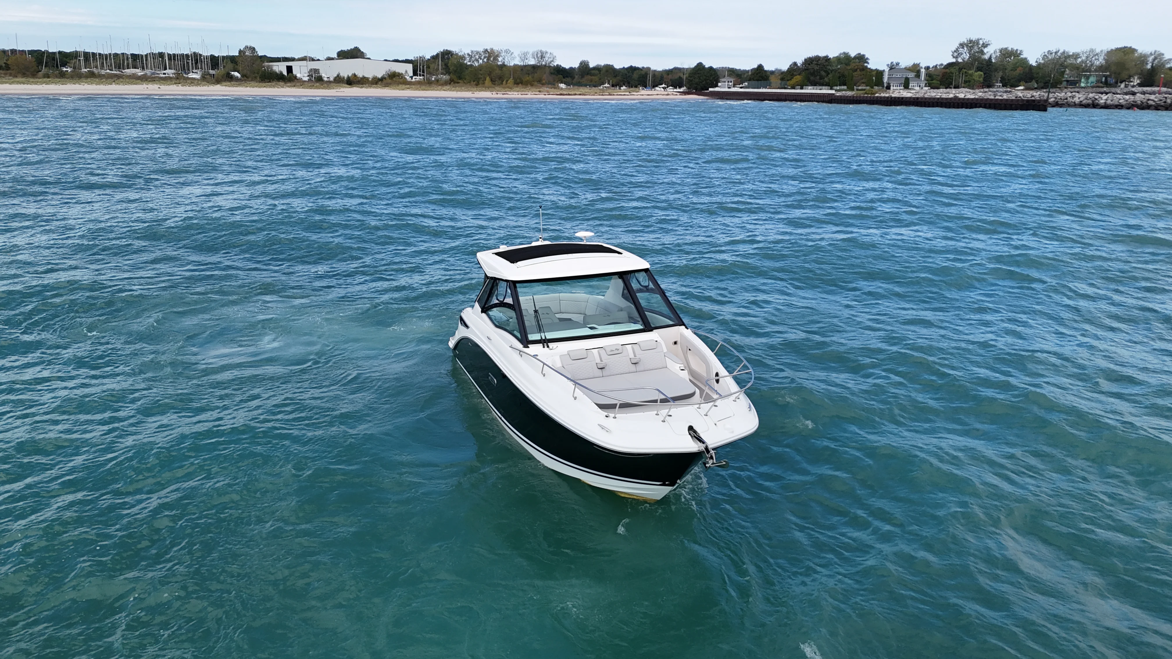 2025 Sea Ray Sundancer 320 Image Thumbnail #5