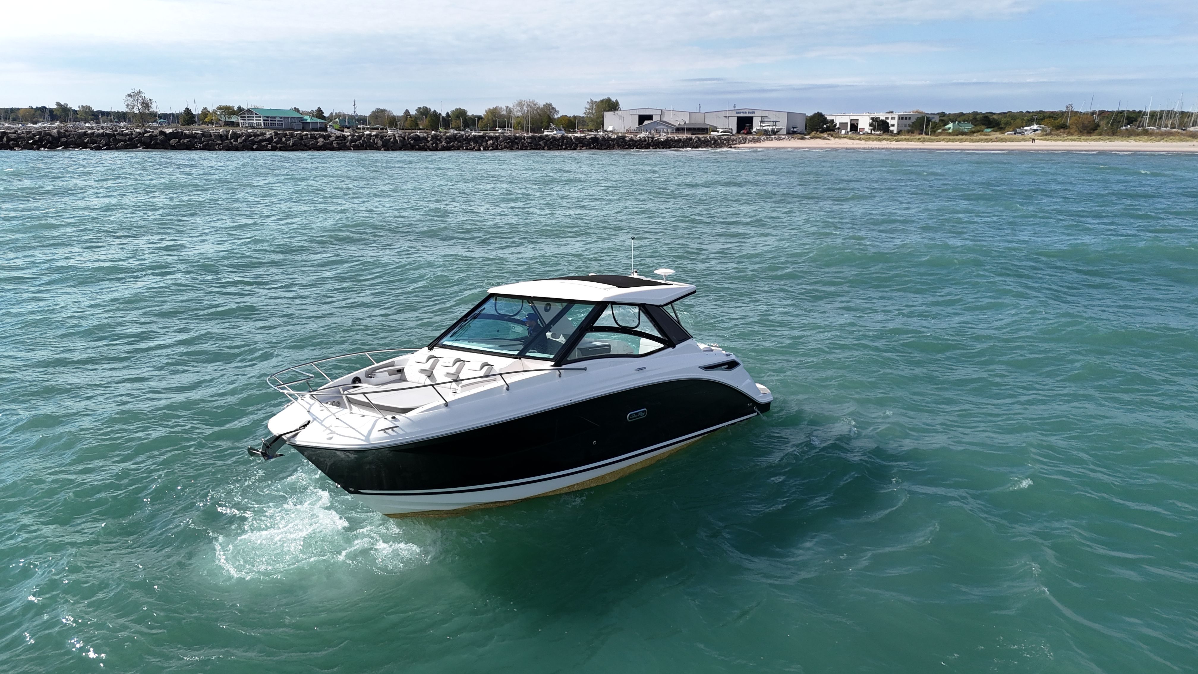 2025 Sea Ray Sundancer 320 Image Thumbnail #0