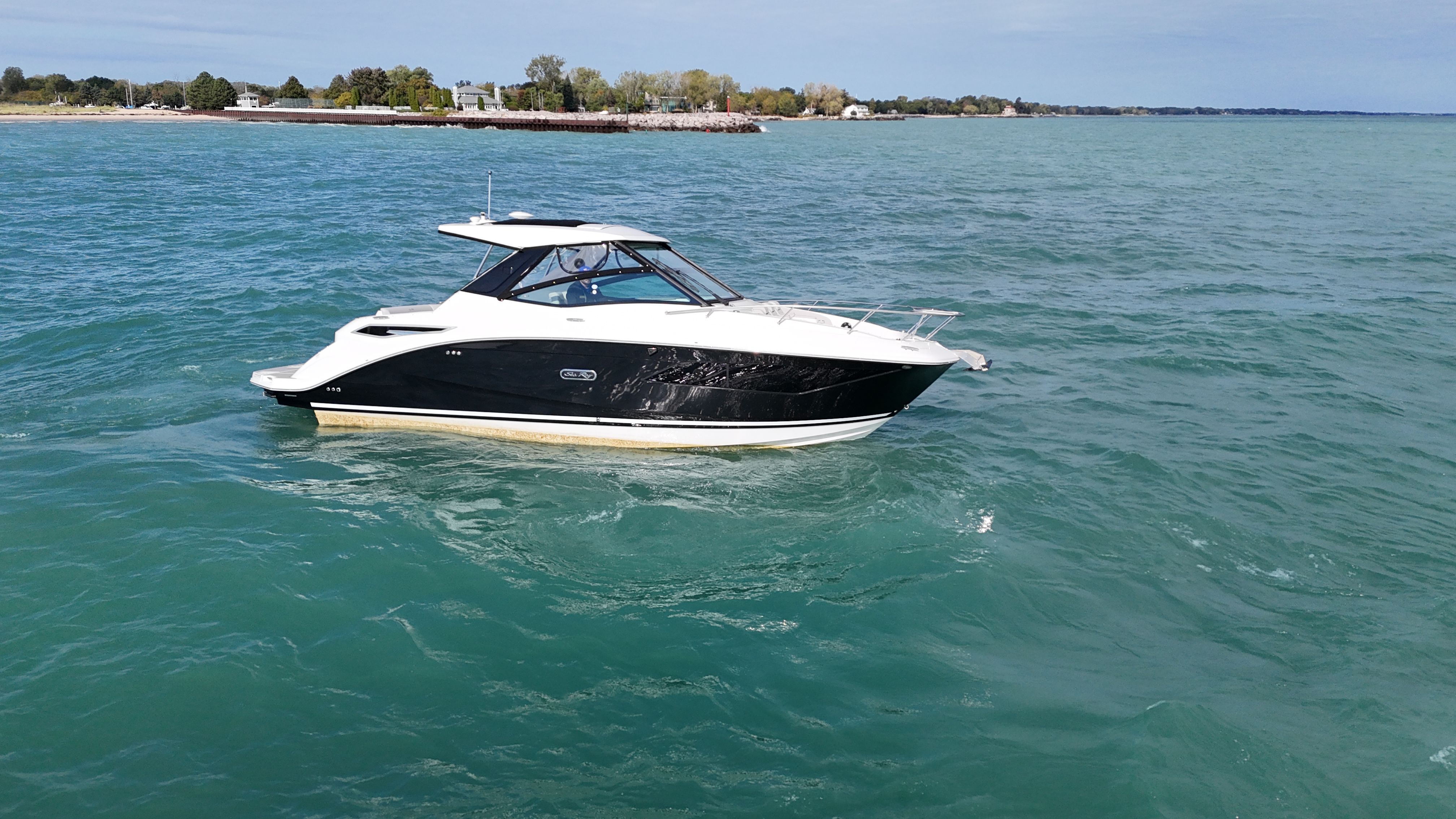 2025 Sea Ray Sundancer 320 Image Thumbnail #12