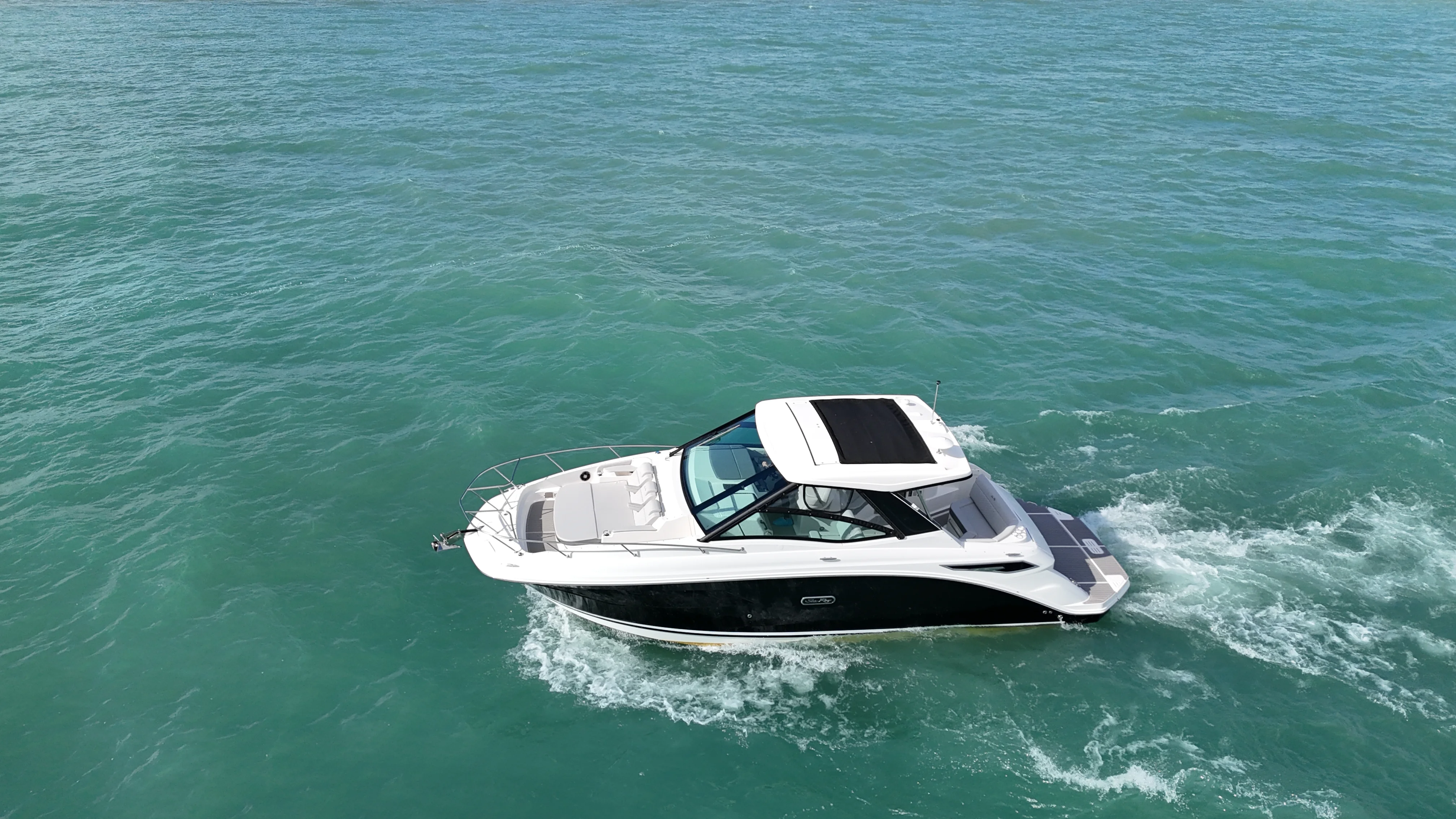 2025 Sea Ray Sundancer 320 Image Thumbnail #11