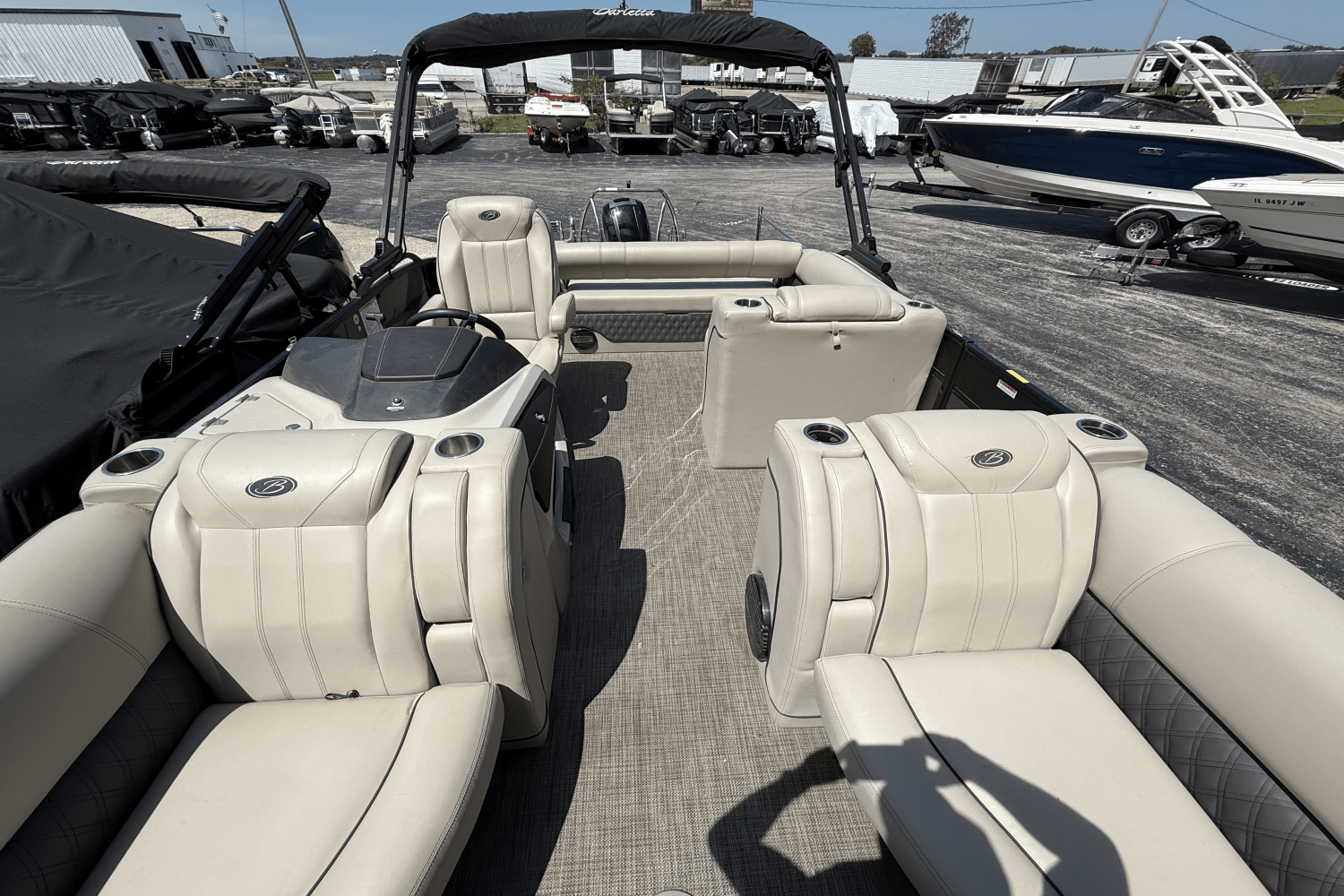 2019 Barletta L23U Image Thumbnail #9