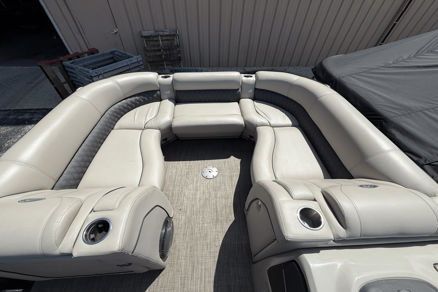 2019 Barletta L23U Image Thumbnail #6