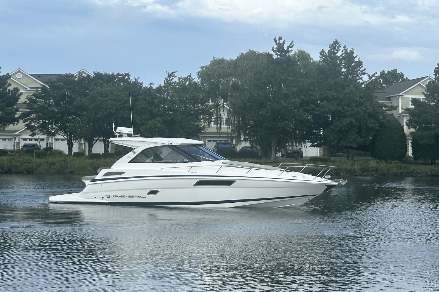 2015 Regal 35 SPORT COUPE Image Thumbnail #1