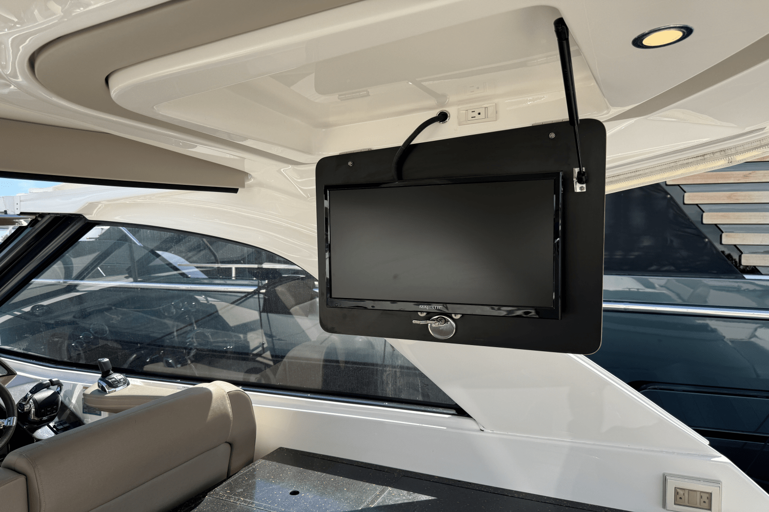 2015 Regal 35 SPORT COUPE Image Thumbnail #20