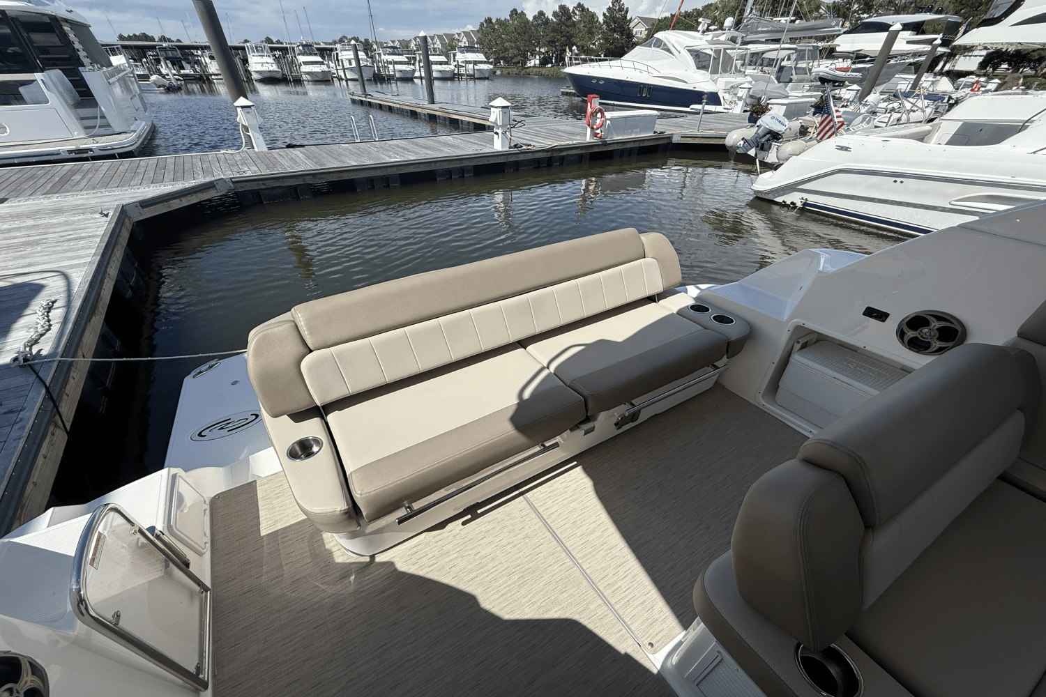 2015 Regal 35 SPORT COUPE Image Thumbnail #16