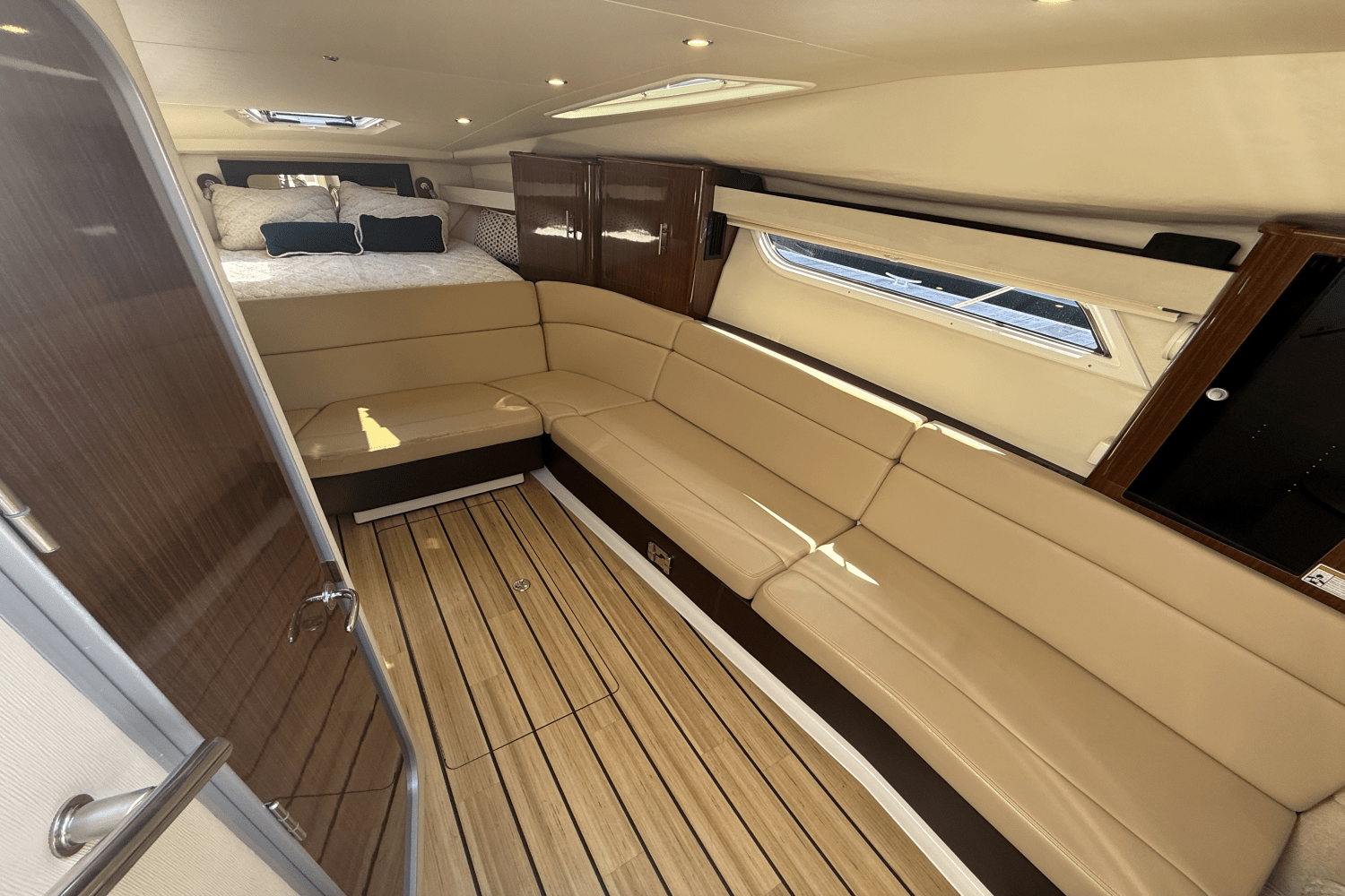 2015 Regal 35 SPORT COUPE Image Thumbnail #30