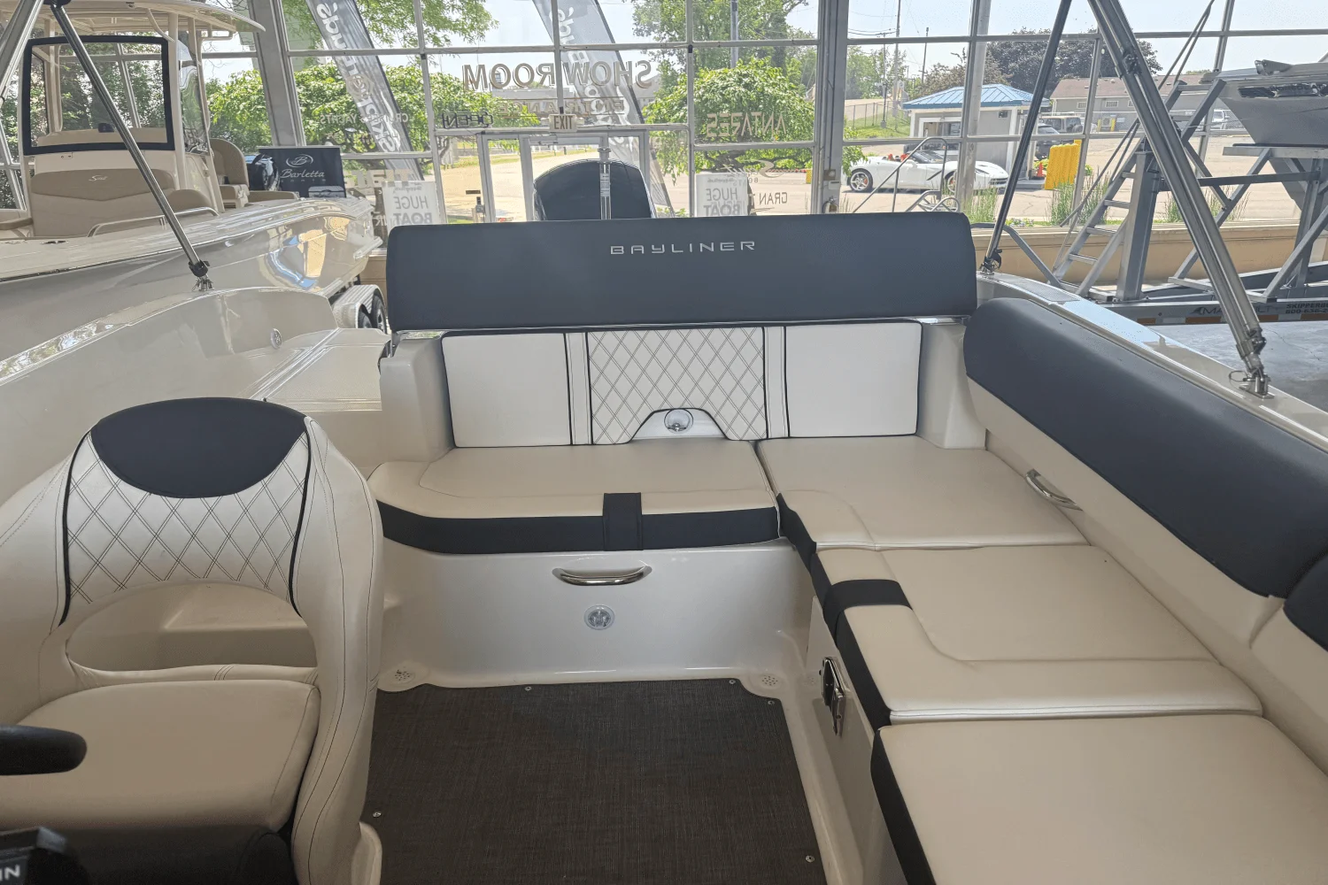 2022 Bayliner DX2000 Image Thumbnail #15