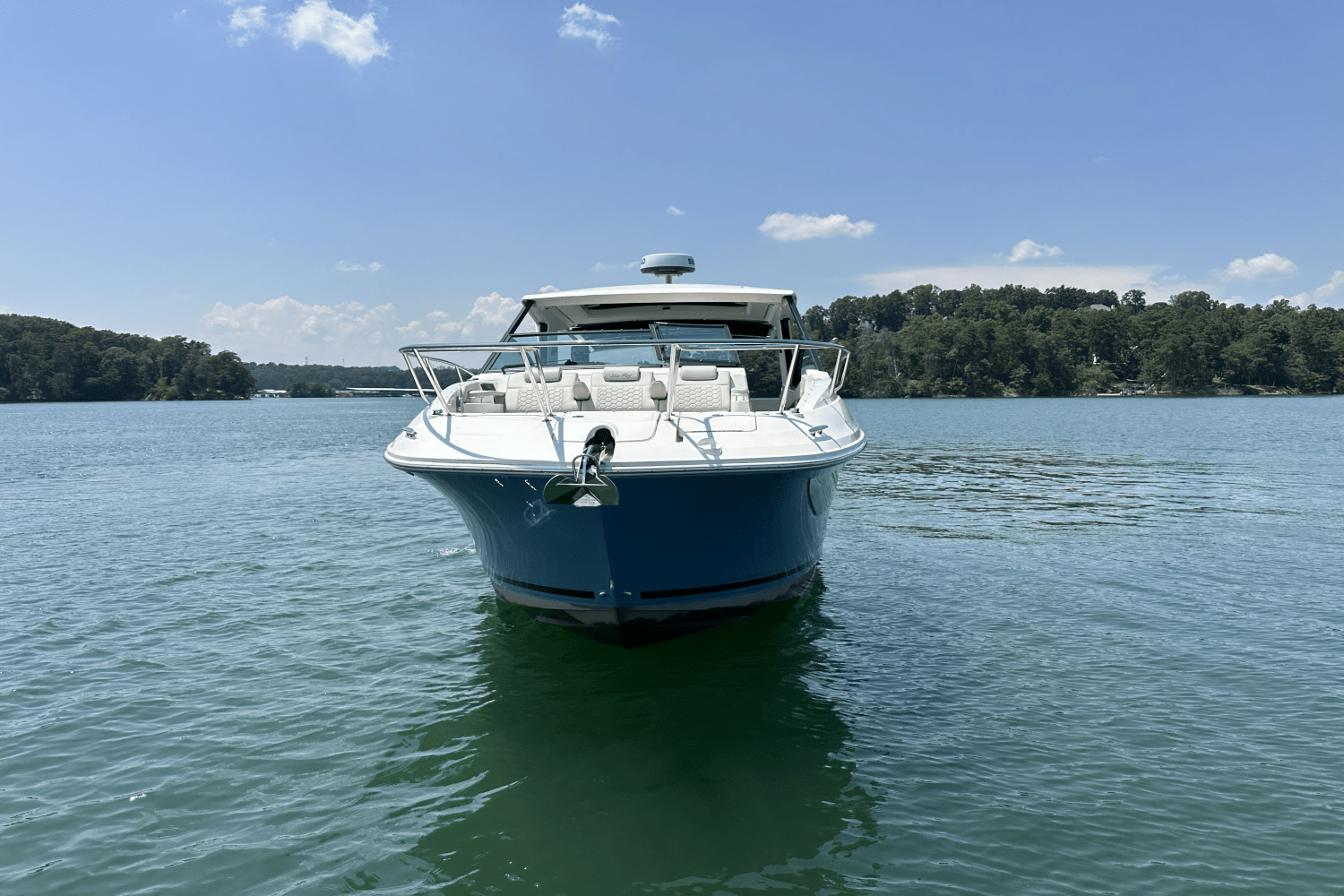 2023 Sea Ray Sundancer 320 Image Thumbnail #17