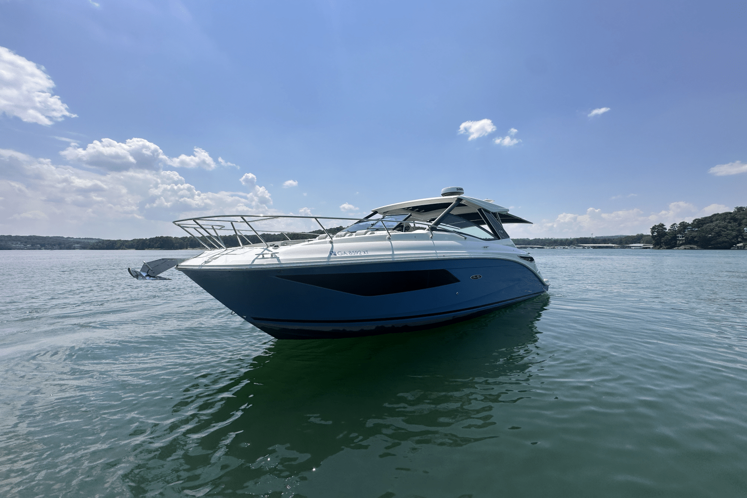 2023 Sea Ray Sundancer 320 Image Thumbnail #2