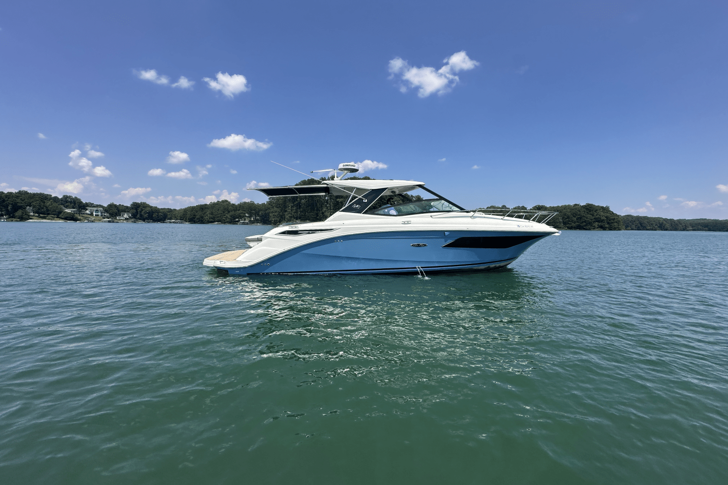 2023 Sea Ray Sundancer 320 Image Thumbnail #12