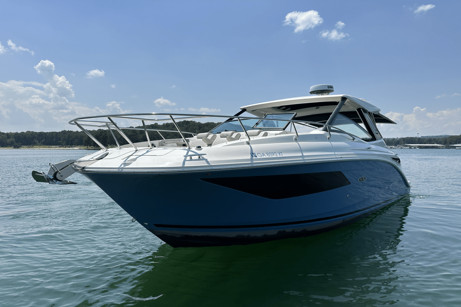 2023 Sea Ray Sundancer 320 Image Thumbnail #3