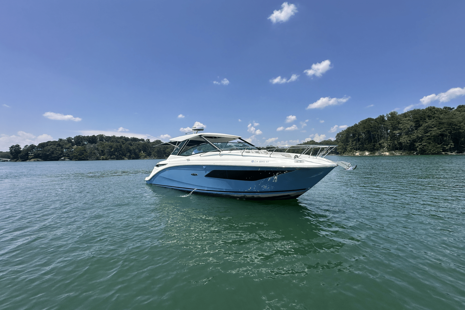 2023 Sea Ray Sundancer 320 Image Thumbnail #14