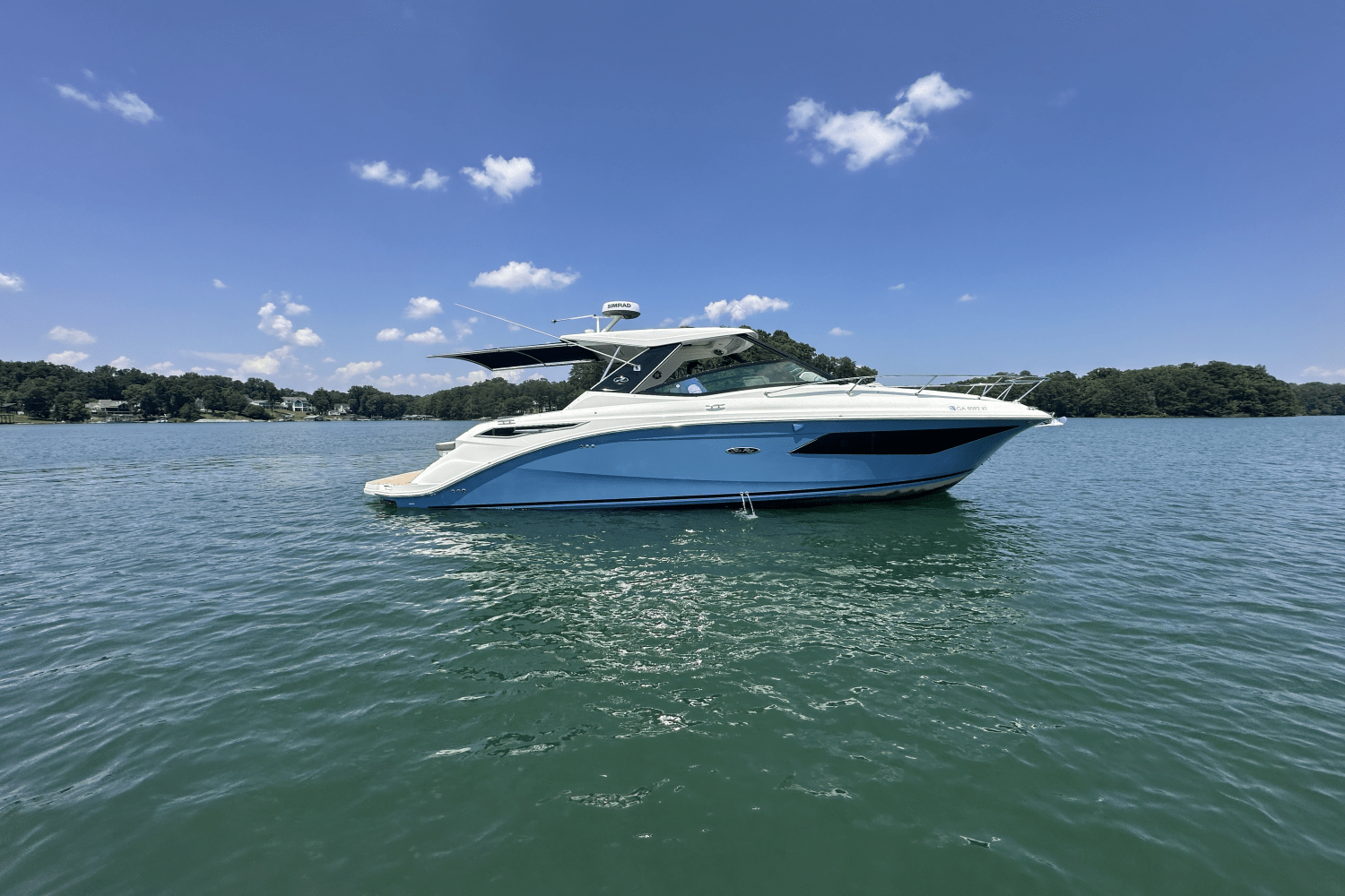 2023 Sea Ray Sundancer 320 Image Thumbnail #13