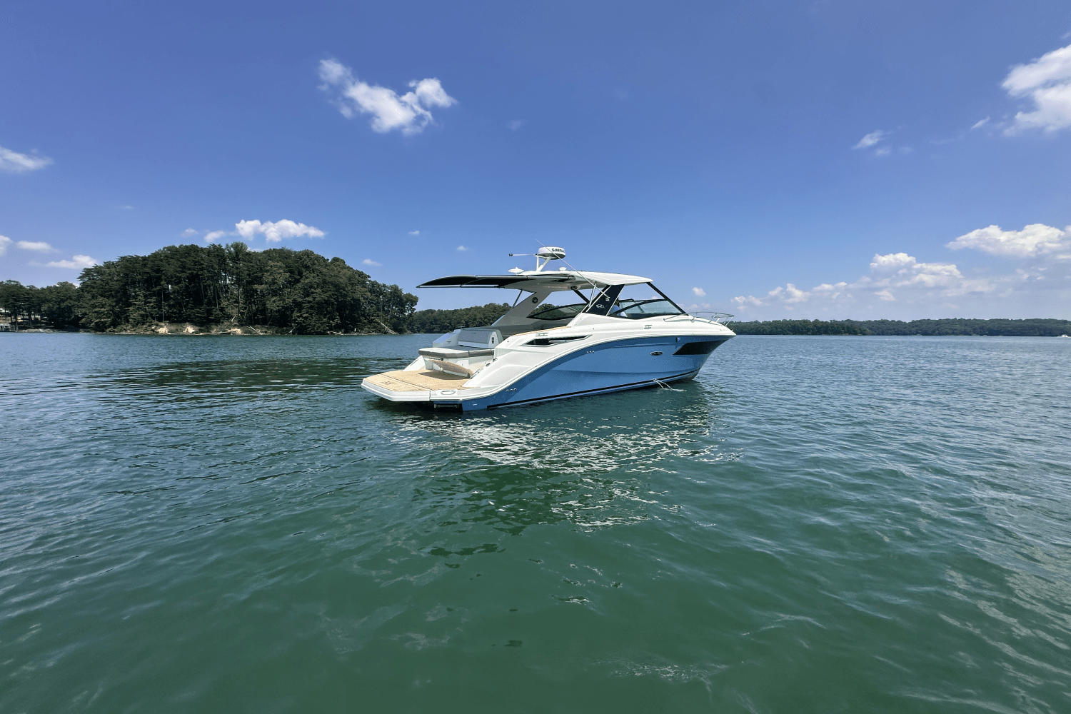 2023 Sea Ray Sundancer 320 Image Thumbnail #11