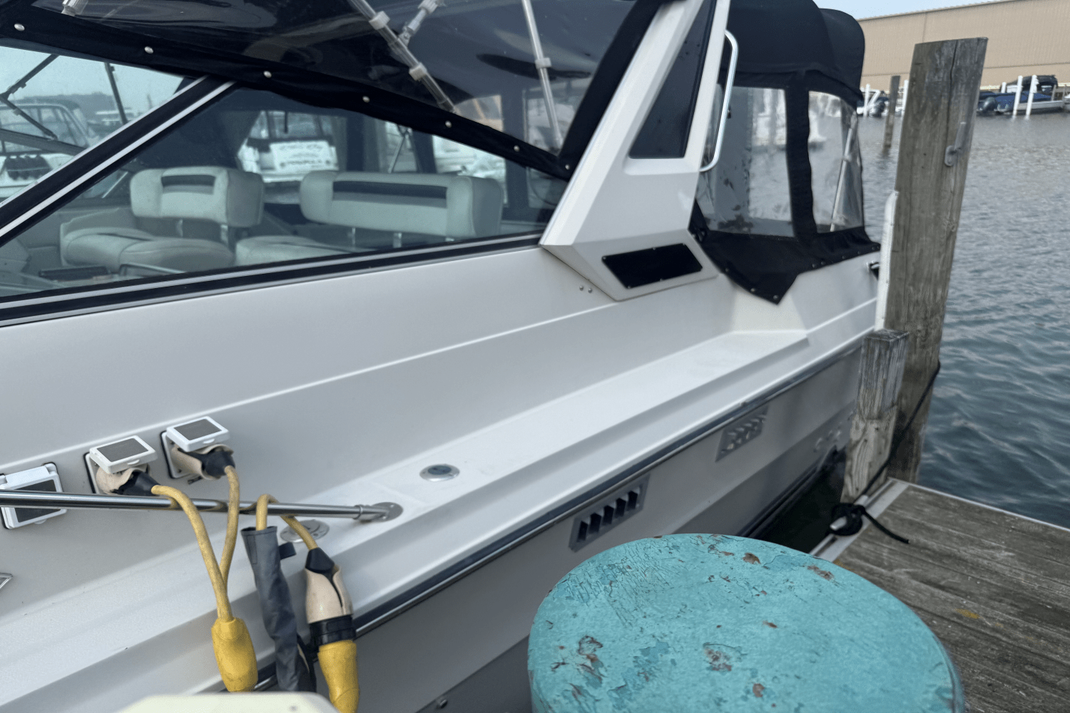1986 Sea Ray 340 SUNDANCER Image Thumbnail #10