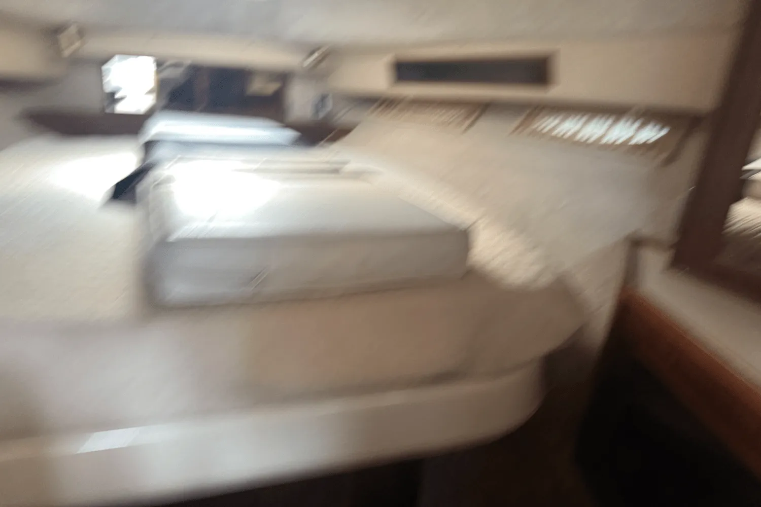 1986 Sea Ray 340 SUNDANCER Image Thumbnail #35