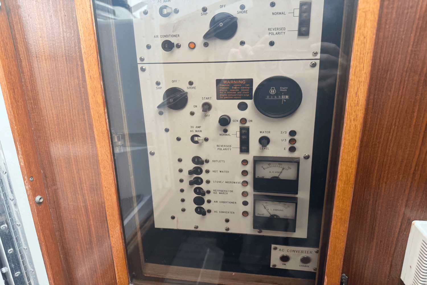 1986 Sea Ray 340 SUNDANCER Image Thumbnail #25