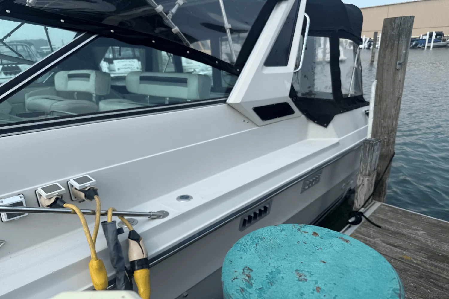 1986 Sea Ray 340 SUNDANCER Image Thumbnail #10