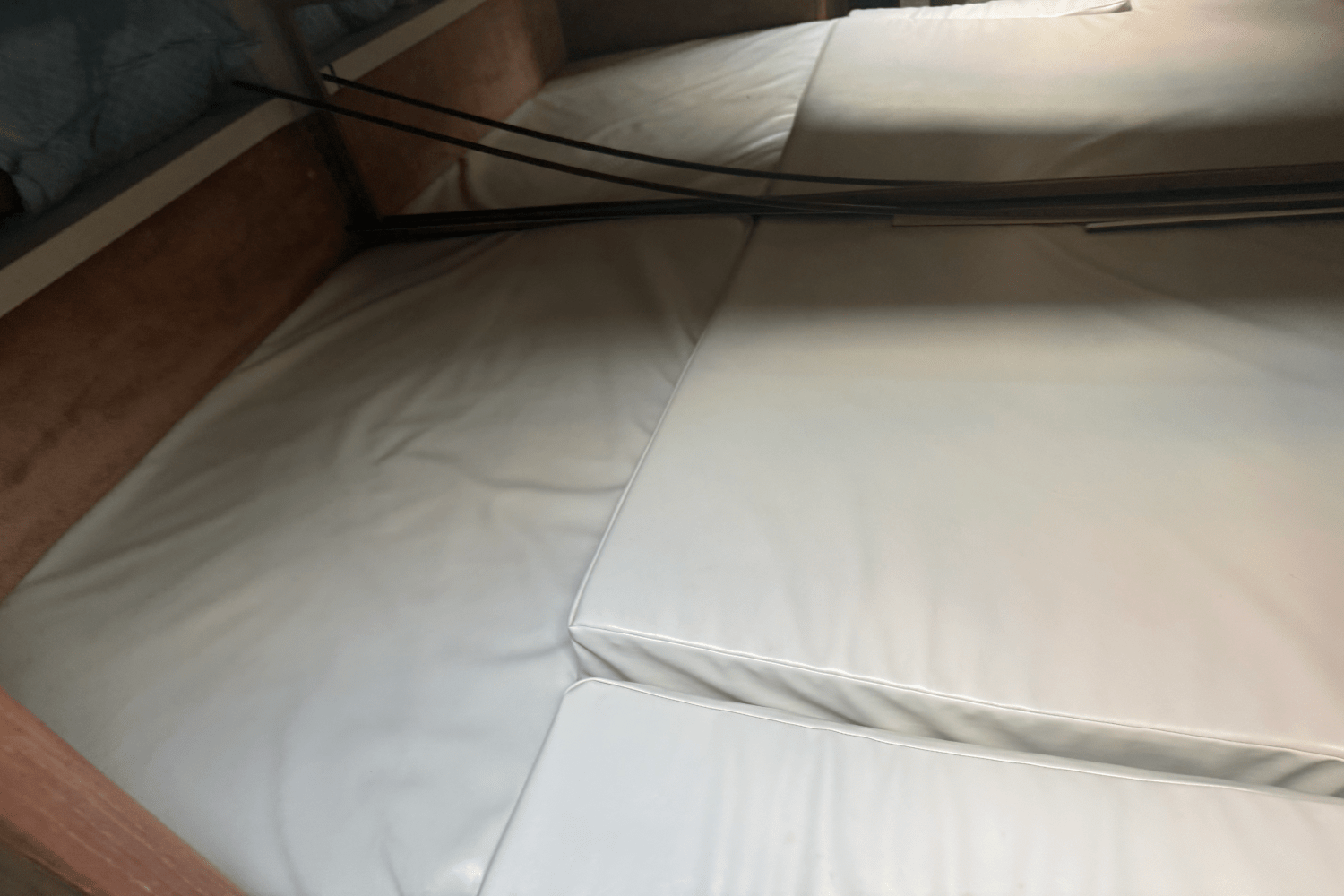 1986 Sea Ray 340 SUNDANCER Image Thumbnail #26