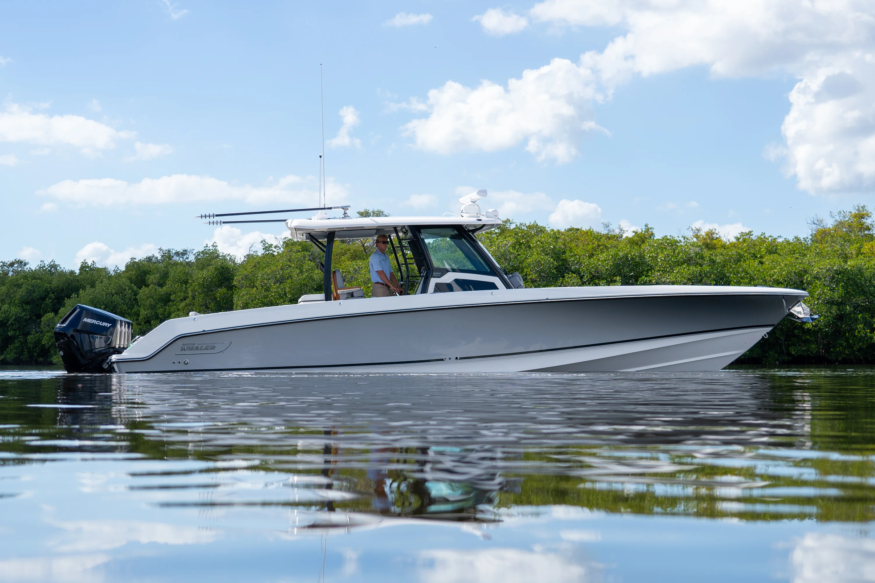 2026 Boston Whaler 380 Outrage Image Thumbnail #36