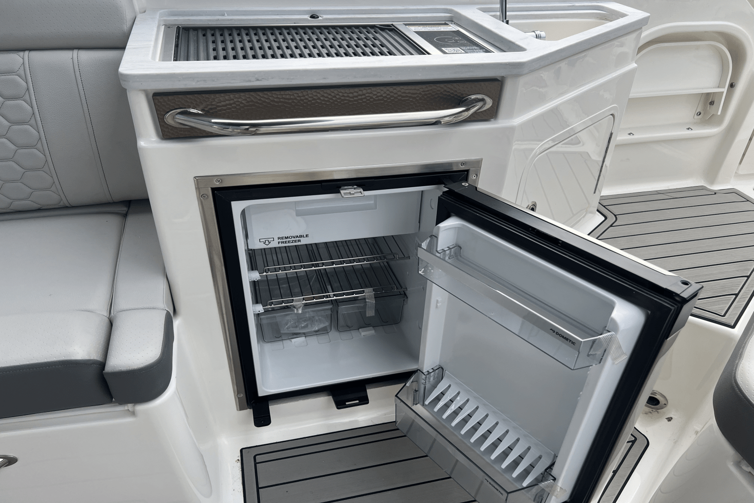 2025 Sea Ray SDX 290 Image Thumbnail #26