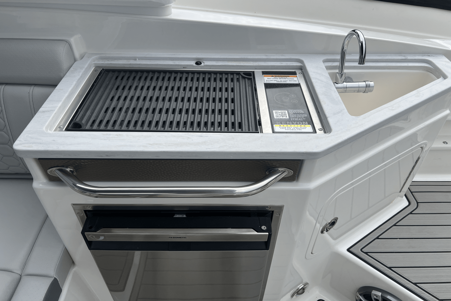 2025 Sea Ray SDX 290 Image Thumbnail #24