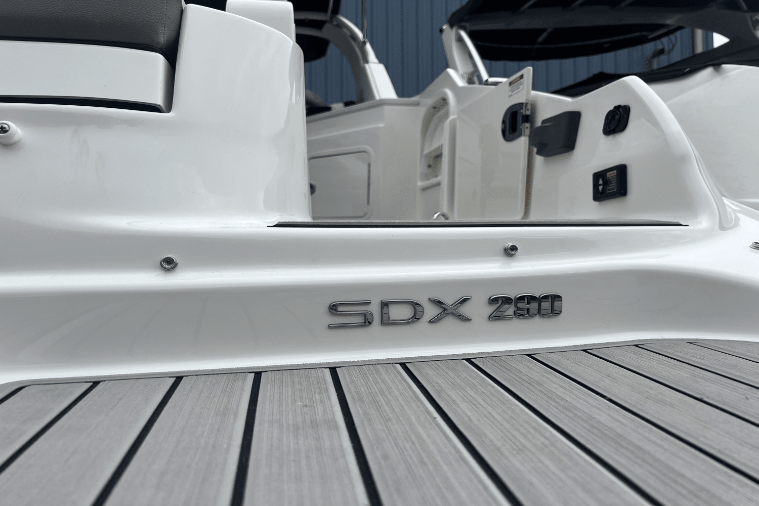 2025 Sea Ray SDX 290 Image Thumbnail #14