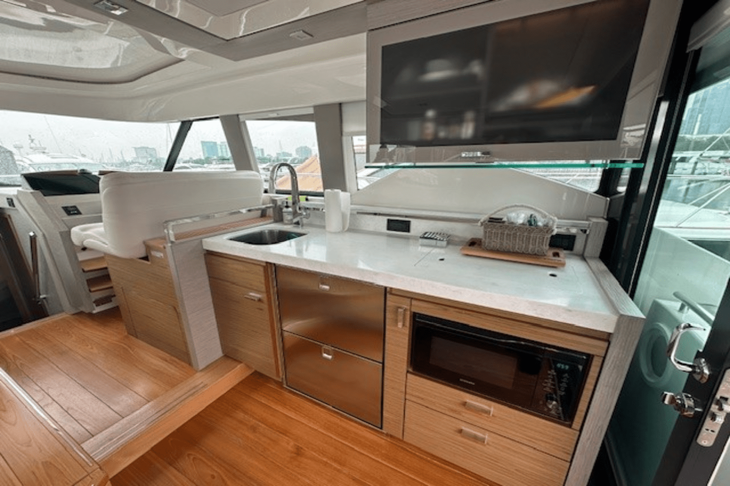 2022 Tiara Yachts 44 COUPE Image Thumbnail #16