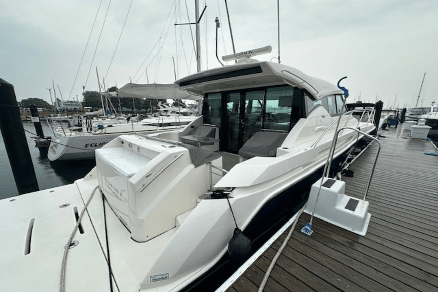 2022 Tiara Yachts 44 COUPE Image Thumbnail #4