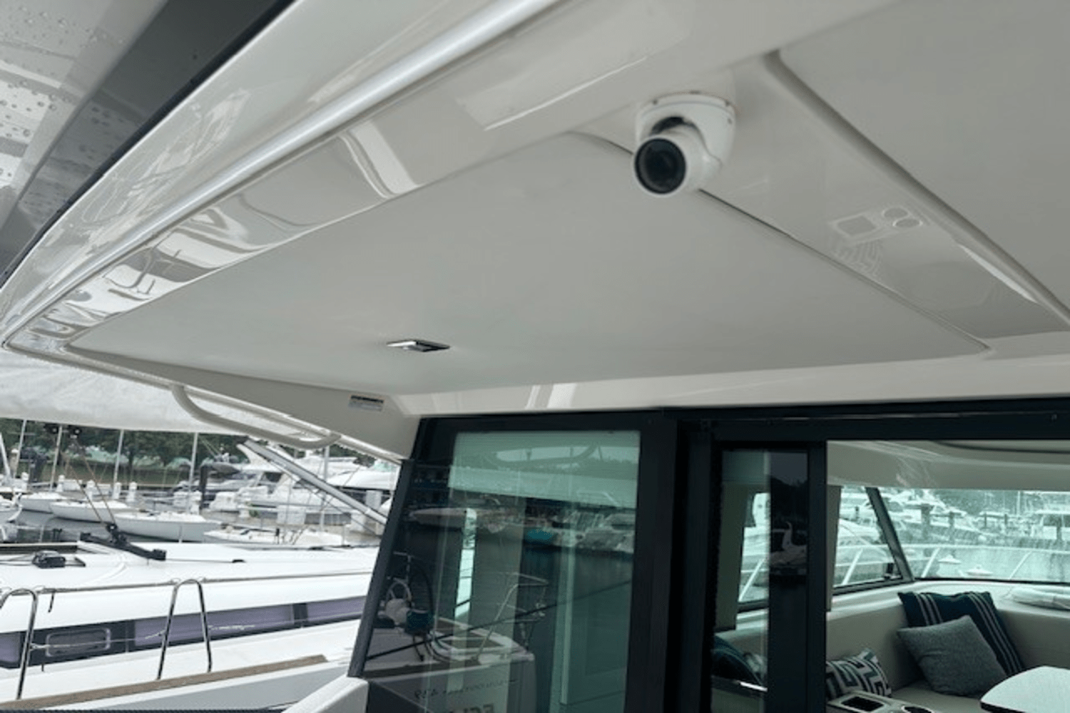 2022 Tiara Yachts 44 COUPE Image Thumbnail #14