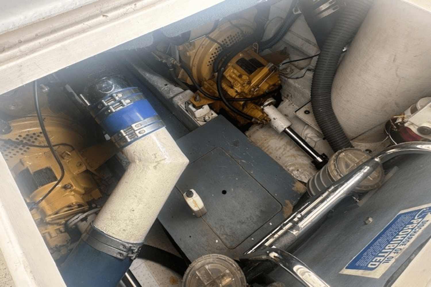 1998 Viking 52 FLYBRIDGE Image Thumbnail #59