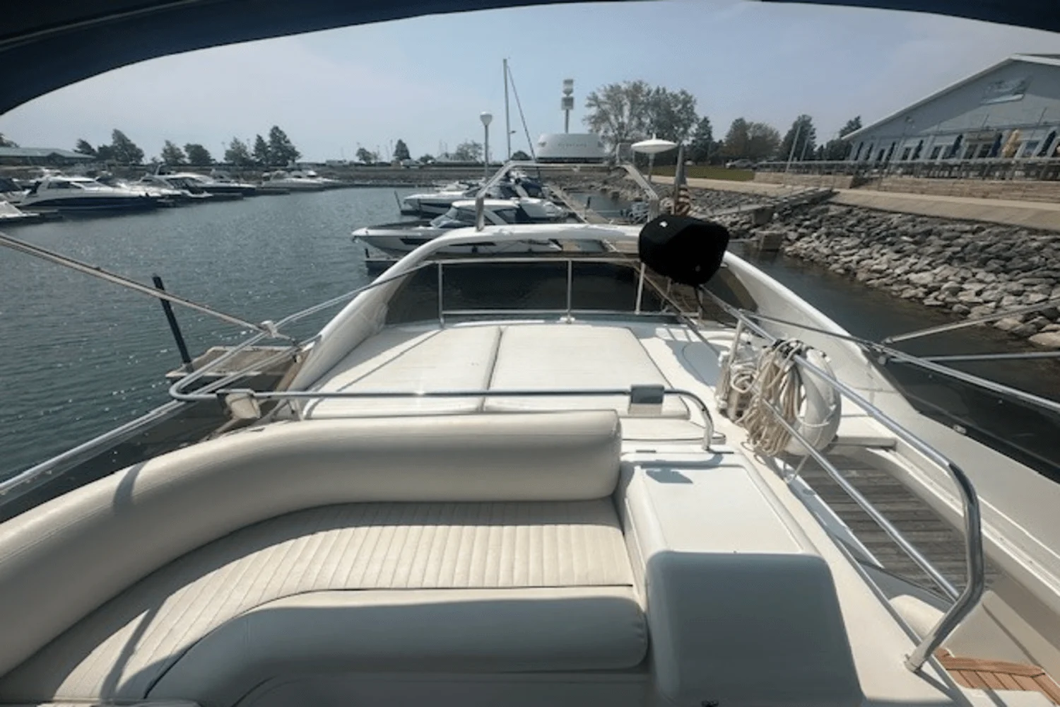 1998 Viking 52 FLYBRIDGE Image Thumbnail #23