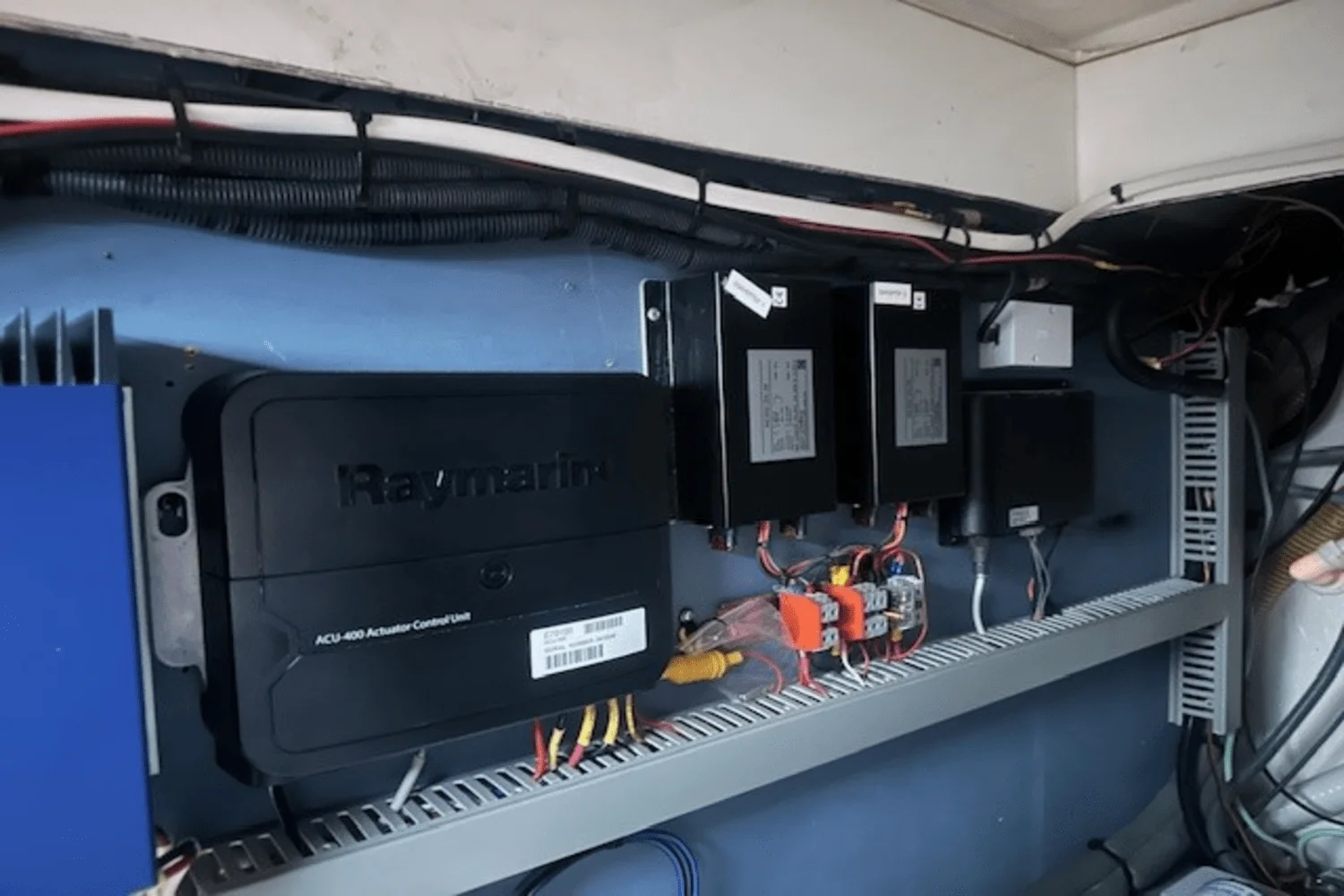 1998 Viking 52 FLYBRIDGE Image Thumbnail #60