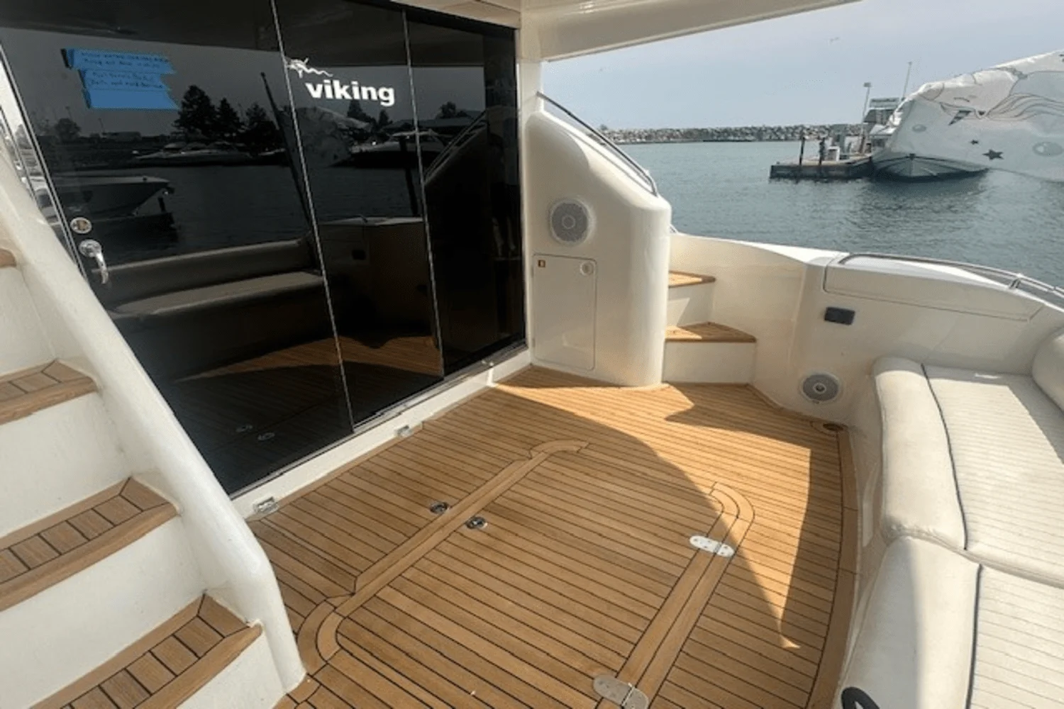 1998 Viking 52 FLYBRIDGE Image Thumbnail #20