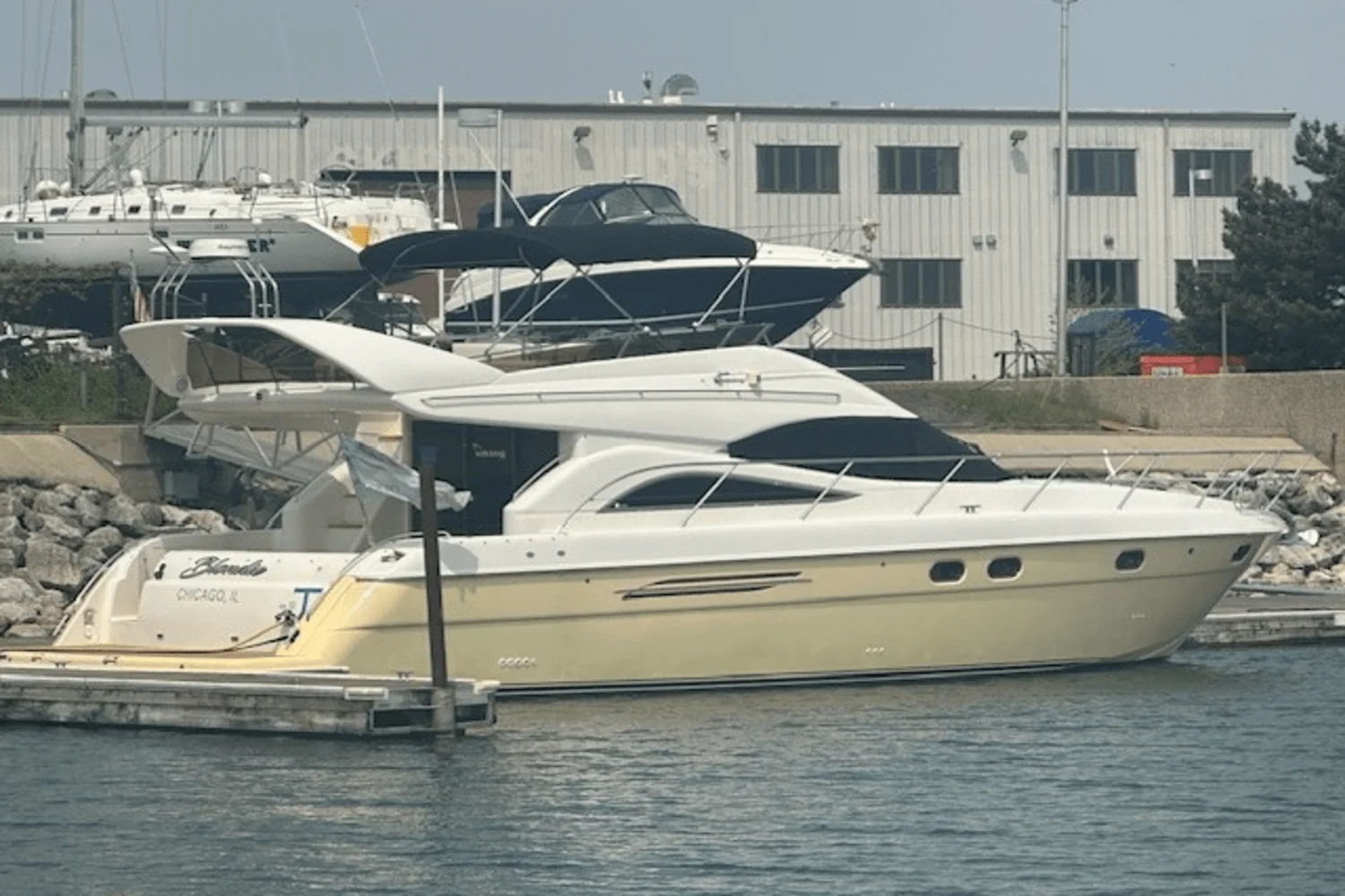 1998 Viking 52 FLYBRIDGE Image Thumbnail #3