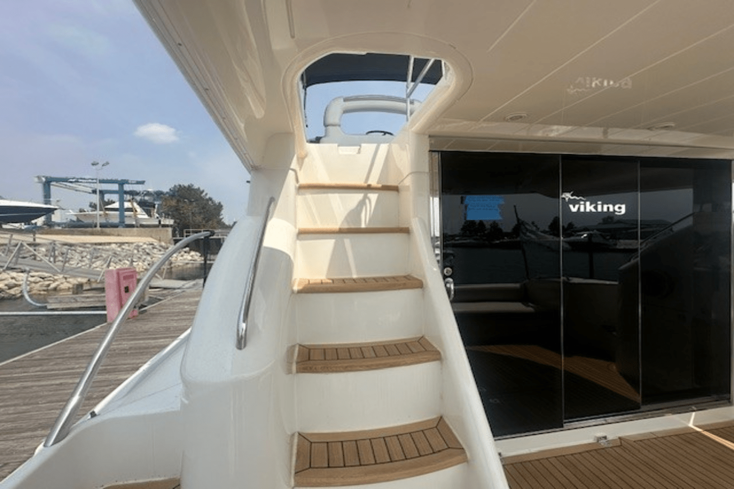 1998 Viking 52 FLYBRIDGE Image Thumbnail #21