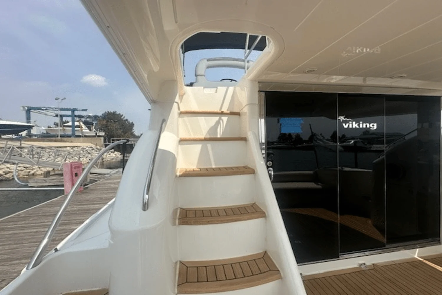 1998 Viking 52 FLYBRIDGE Image Thumbnail #21