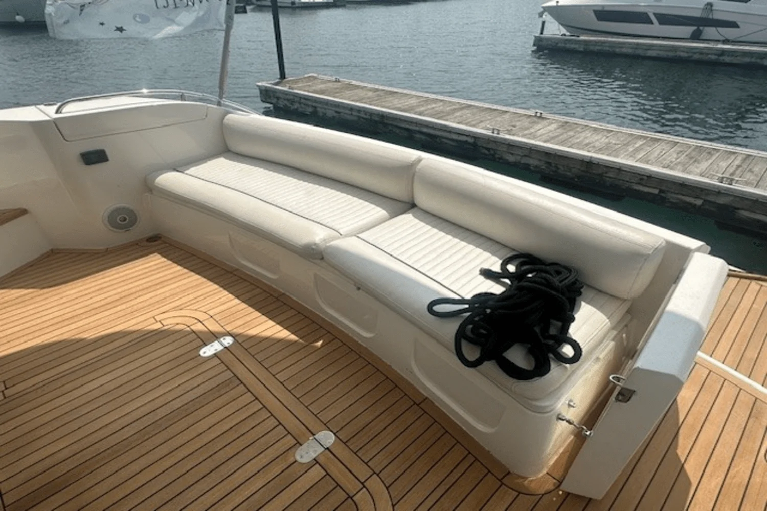 1998 Viking 52 FLYBRIDGE Image Thumbnail #17