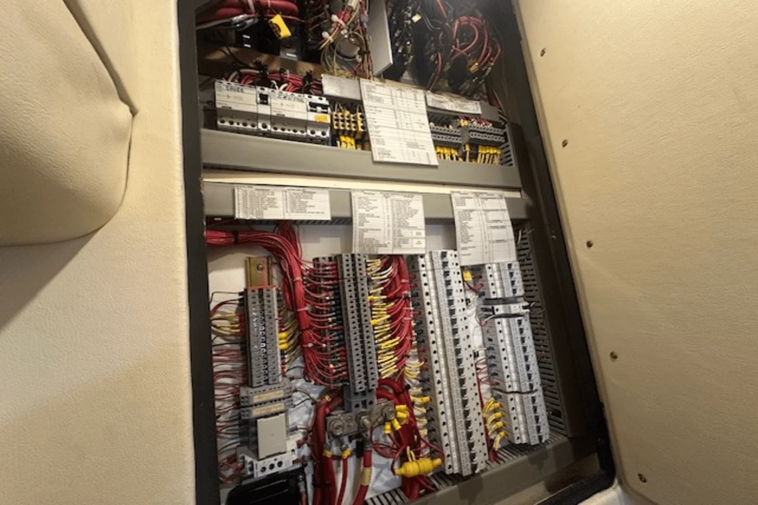 1998 Viking 52 FLYBRIDGE Image Thumbnail #46