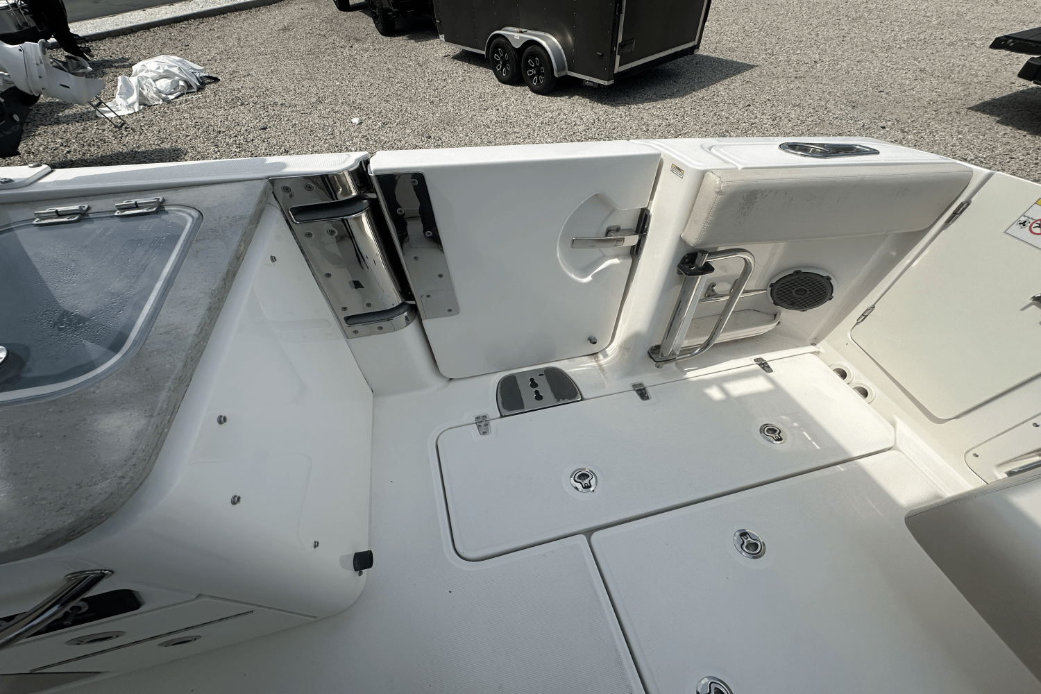 2016 Boston Whaler 320 VANTAGE Image Thumbnail #9