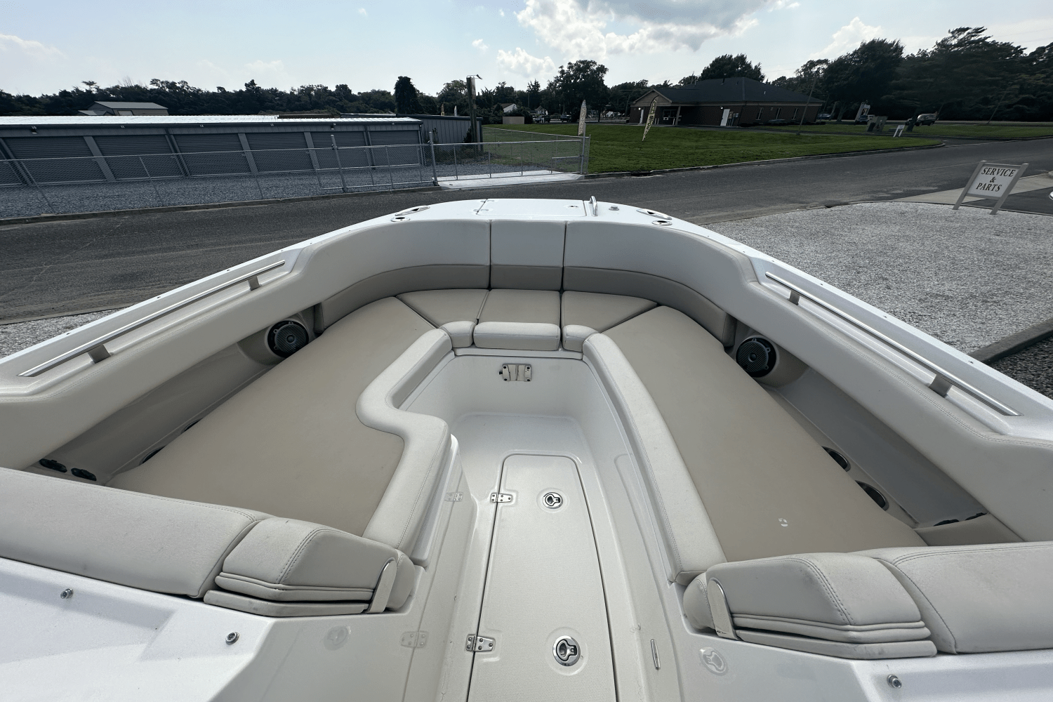 2016 Boston Whaler 320 VANTAGE Image Thumbnail #22