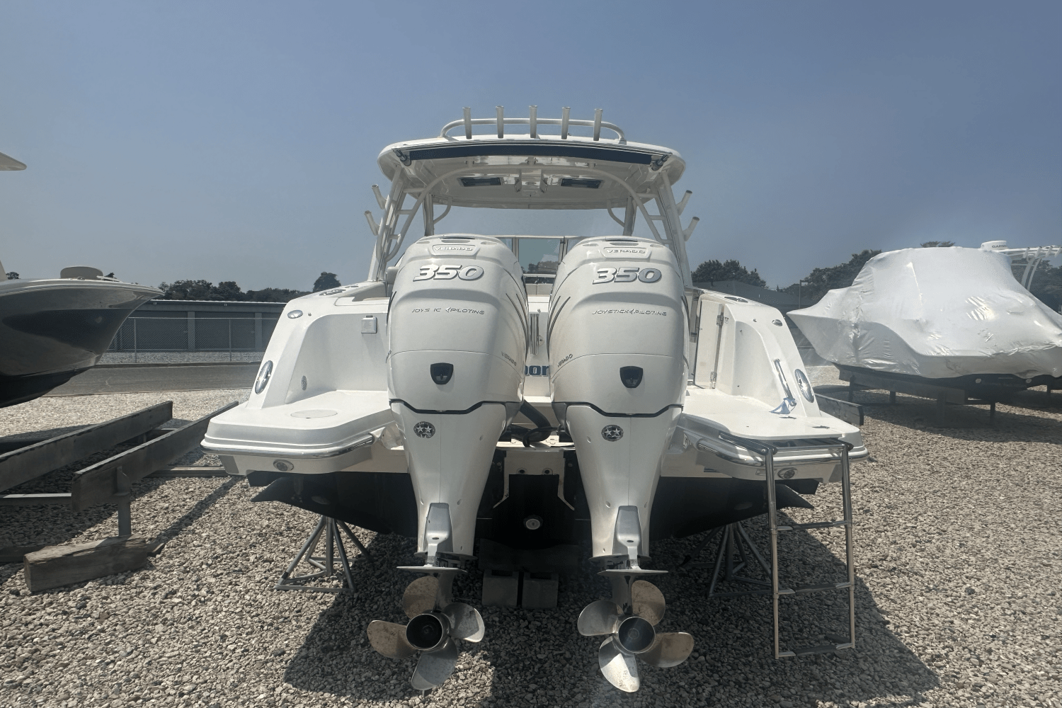 2016 Boston Whaler 320 VANTAGE Image Thumbnail #3
