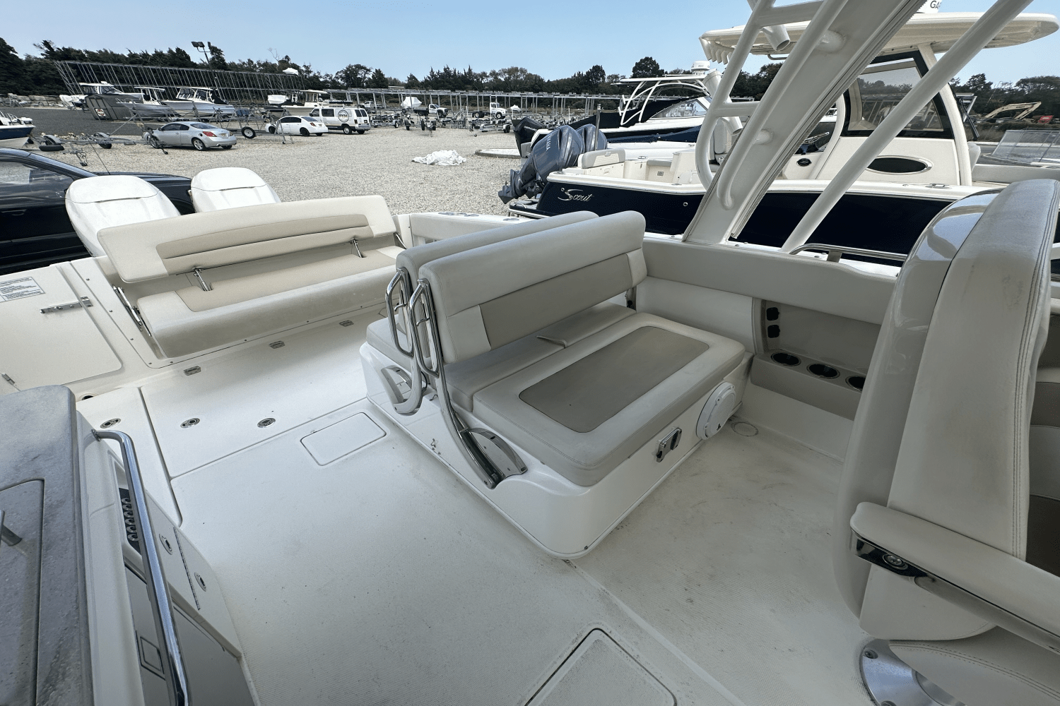2016 Boston Whaler 320 VANTAGE Image Thumbnail #7
