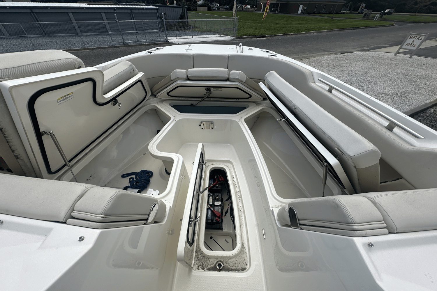 2016 Boston Whaler 320 VANTAGE Image Thumbnail #25