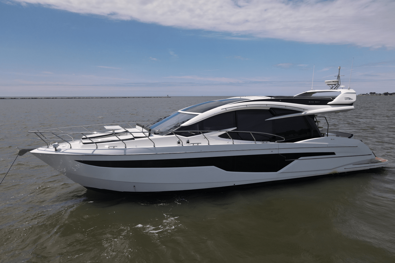 2023 Galeon
                                                             510 SKY Image Thumbnail #3